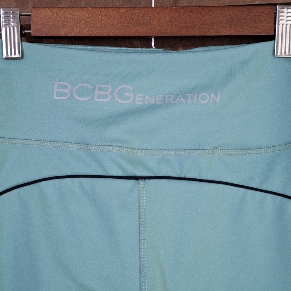 BCBG Generation Seafoam Green Biker Shorts w/ Pocket SZ M - Picture 4 of 5